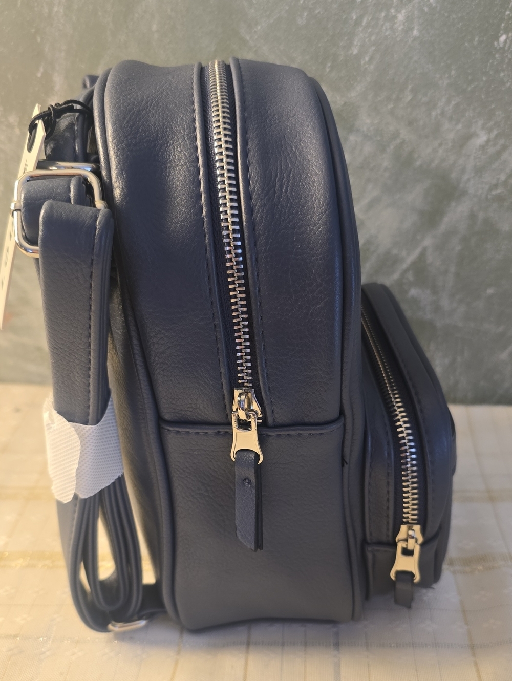 Loume Vegan Leather Navy Small Backpack New - Picture 7 of 8